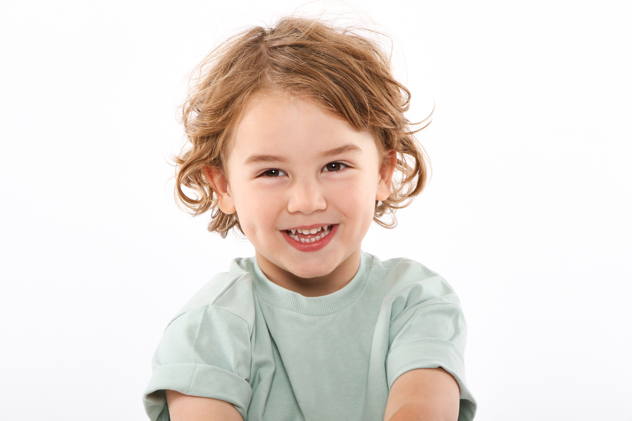 ZACHARY GARSIDE | Ology Kids Casting